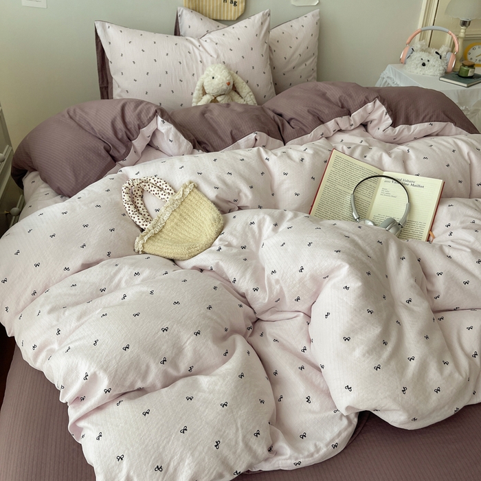 91家纺网 家纺一手货源 找家纺 贝扬思家纺 2025新款云感双层纱印花四件套 小紫结