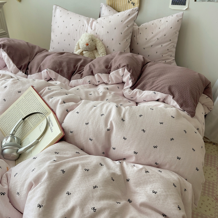 91家纺网 家纺一手货源 找家纺 贝扬思家纺 2025新款云感双层纱印花四件套 小紫结