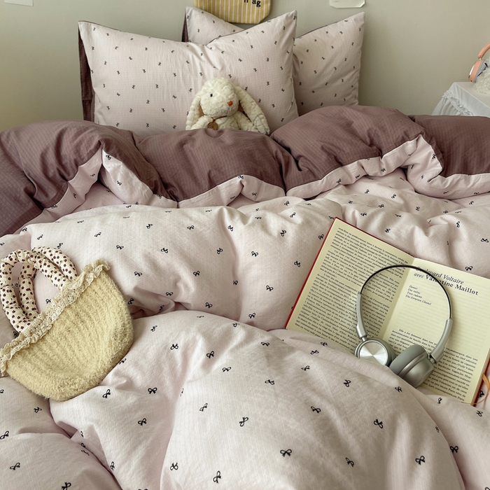 91家纺网 家纺一手货源 找家纺 贝扬思家纺 2025新款云感双层纱印花四件套 小紫结