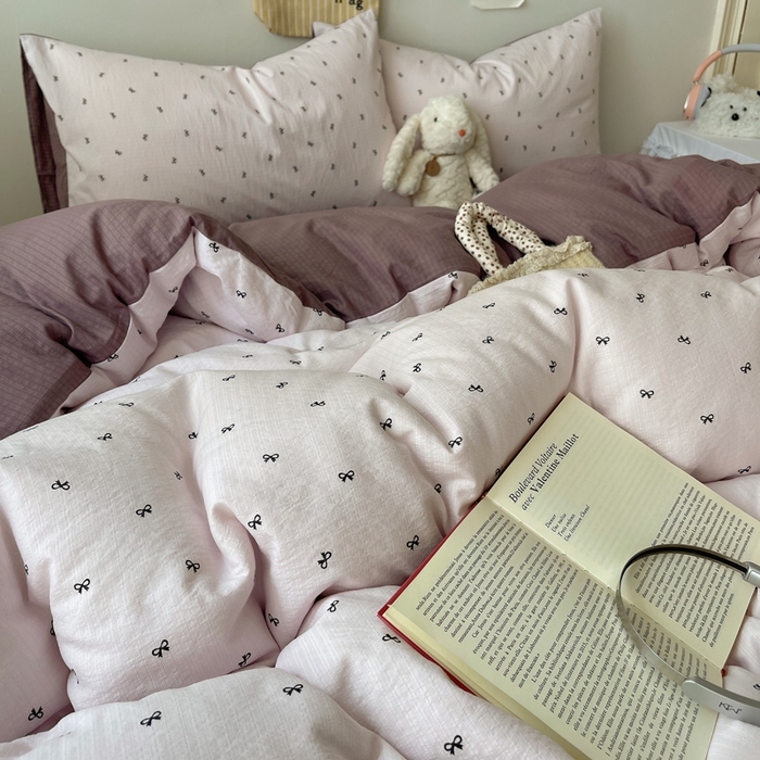 91家纺网 家纺一手货源 找家纺 贝扬思家纺 2025新款云感双层纱印花四件套 小紫结