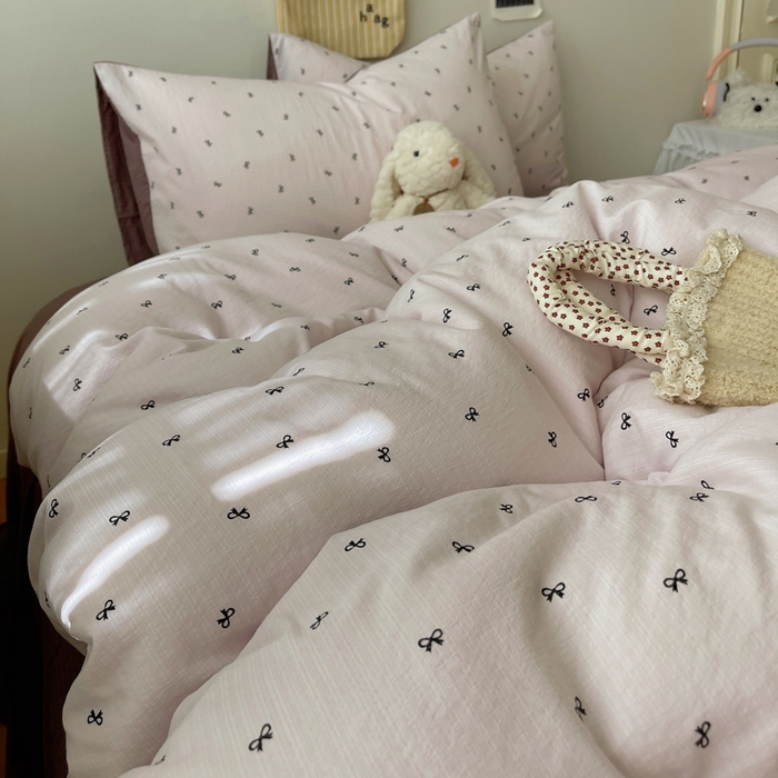 91家纺网 家纺一手货源 找家纺 贝扬思家纺 2025新款云感双层纱印花四件套 小紫结