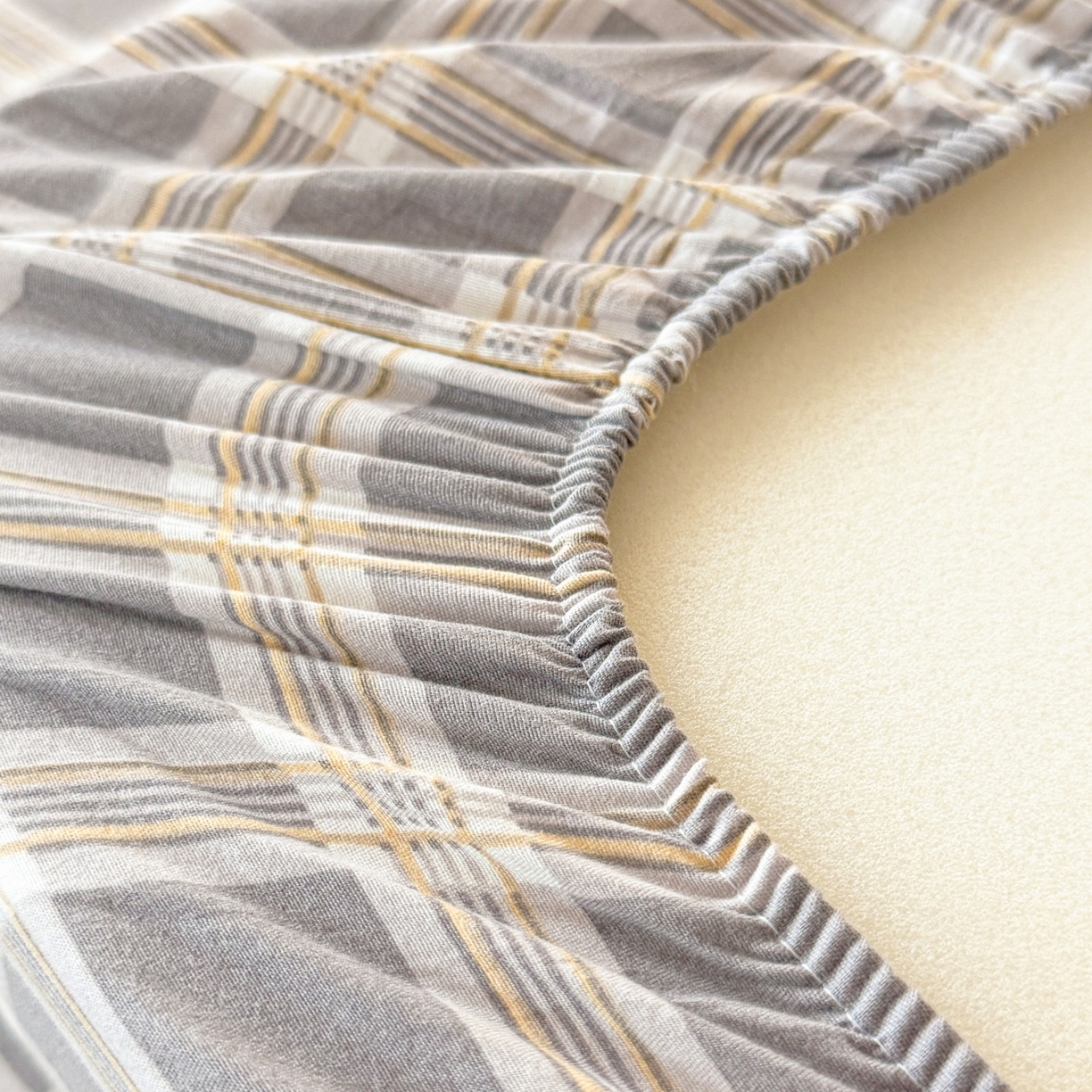 91家纺网 家纺一手货源 找家纺 盛秋家纺 2025新款A类水洗棉格子印花床笠单品床笠单件单床笠 保罗