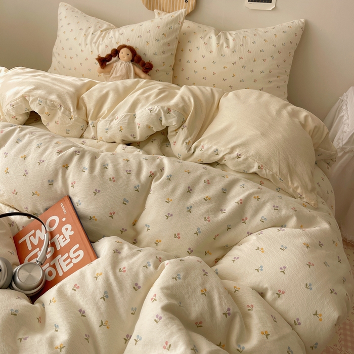 91家纺网 家纺一手货源 找家纺 贝扬思家纺 2025新款云感双层纱印花四件套 樱桃布丁