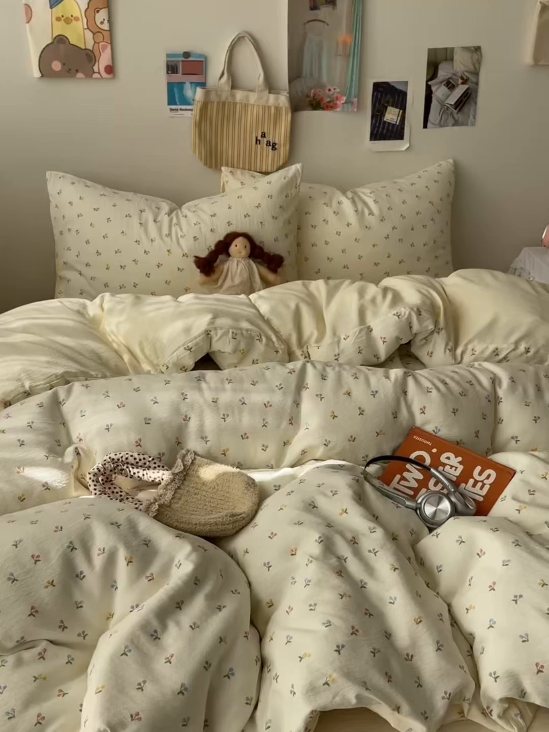 91家纺网 家纺一手货源 找家纺 贝扬思家纺 2025新款云感双层纱印花四件套 樱桃布丁