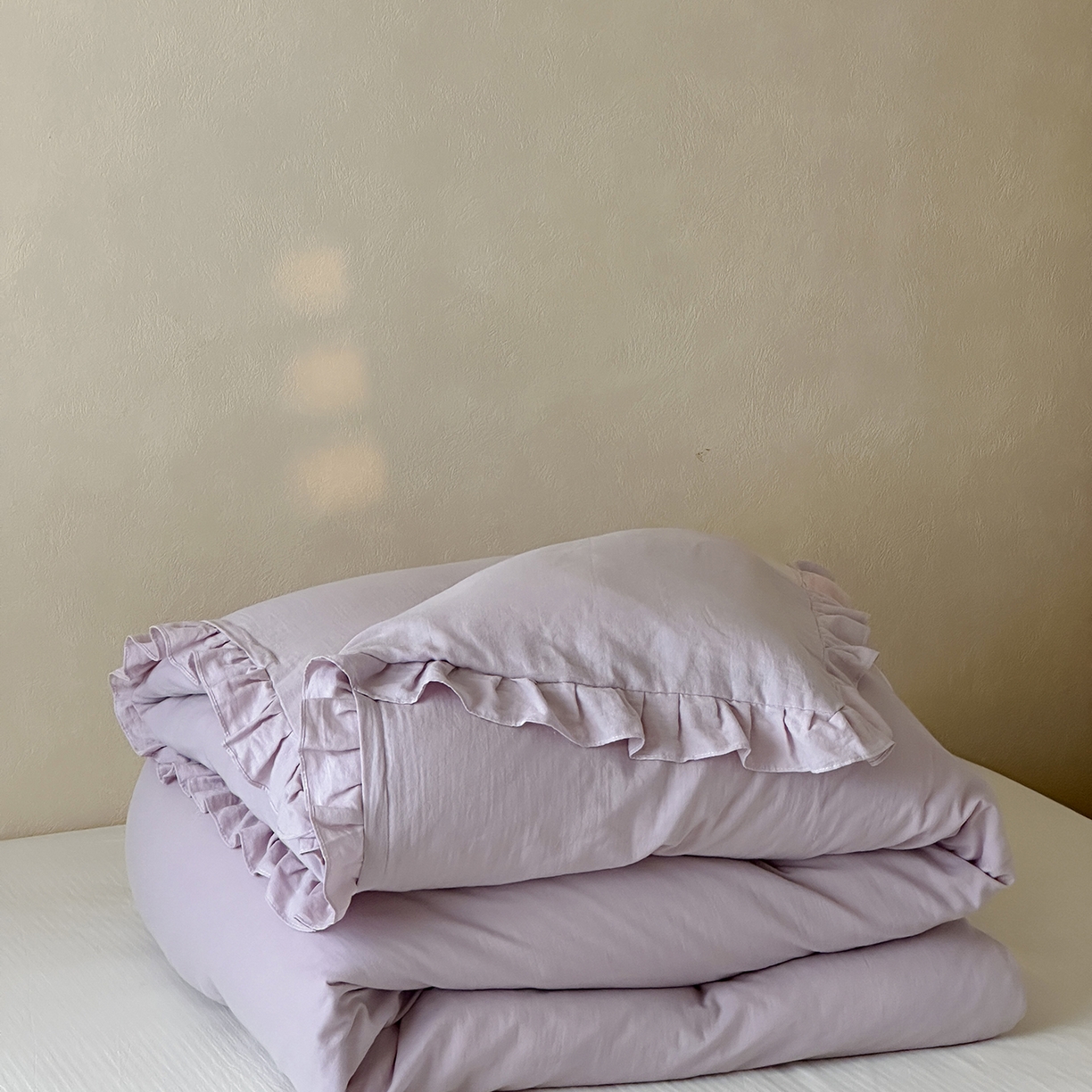 91家纺网 家纺一手货源 找家纺 三味舒屋 2025新款花边美学全棉双层纱单品单被套 香芋奶昔