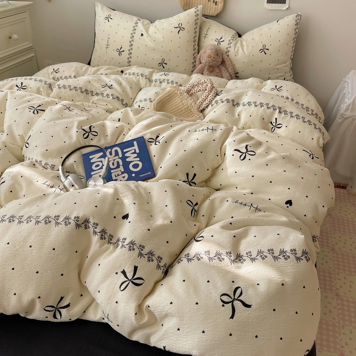 91家纺网 家纺一手货源 找家纺 贝扬思家纺 2025新款云感双层纱印花四件套 美梦结