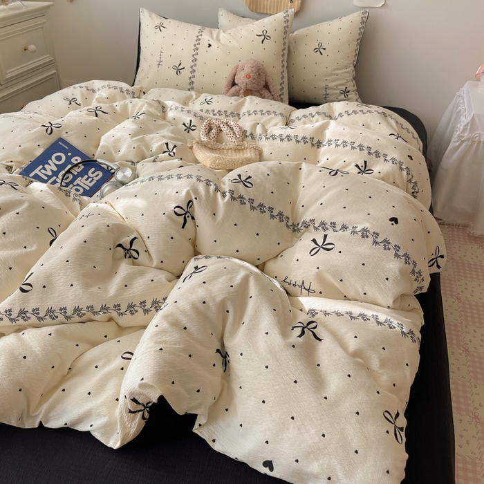 91家纺网 家纺一手货源 找家纺 贝扬思家纺 2025新款云感双层纱印花四件套 美梦结