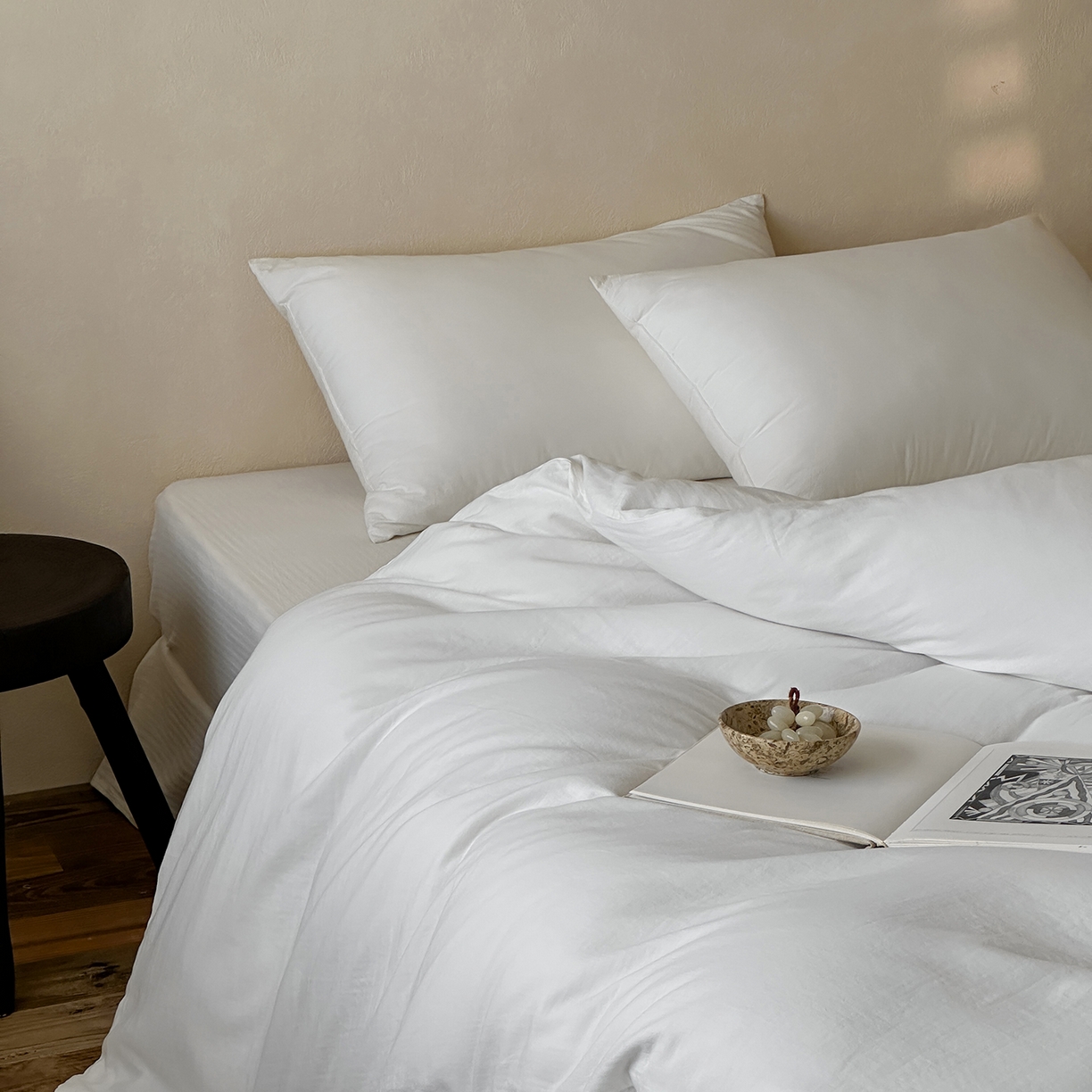 91家纺网 家纺一手货源 找家纺 三味舒屋 2025新款花边美学全棉双层纱单品单被套 云舒白