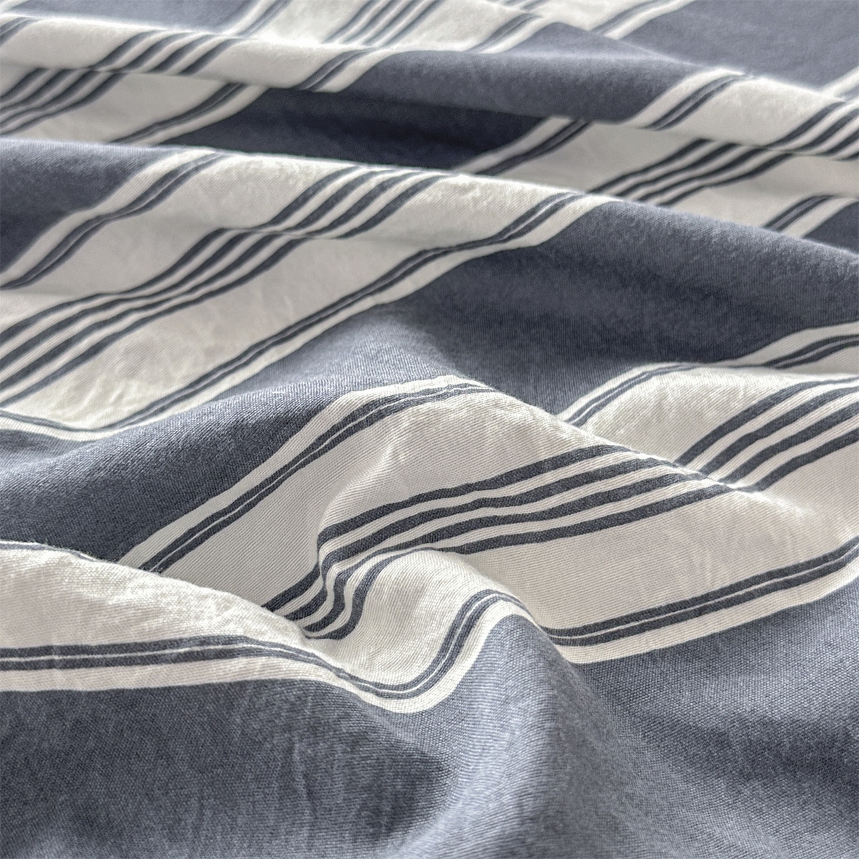 91家纺网 家纺一手货源 找家纺 盛秋家纺 2025新款A类水洗棉格子印花床笠单品床笠单件单床笠 黑灰中条