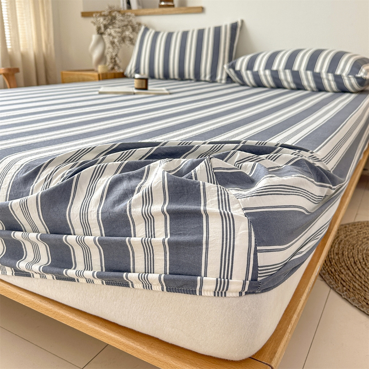 91家纺网 家纺一手货源 找家纺 盛秋家纺 2025新款A类水洗棉格子印花床笠单品床笠单件单床笠 黑灰中条