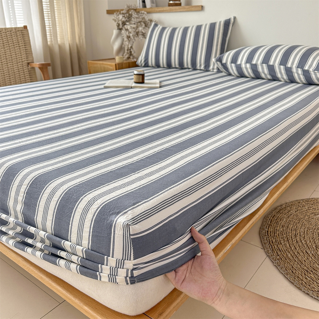 91家纺网 家纺一手货源 找家纺 盛秋家纺 2025新款A类水洗棉格子印花床笠单品床笠单件单床笠 黑灰中条