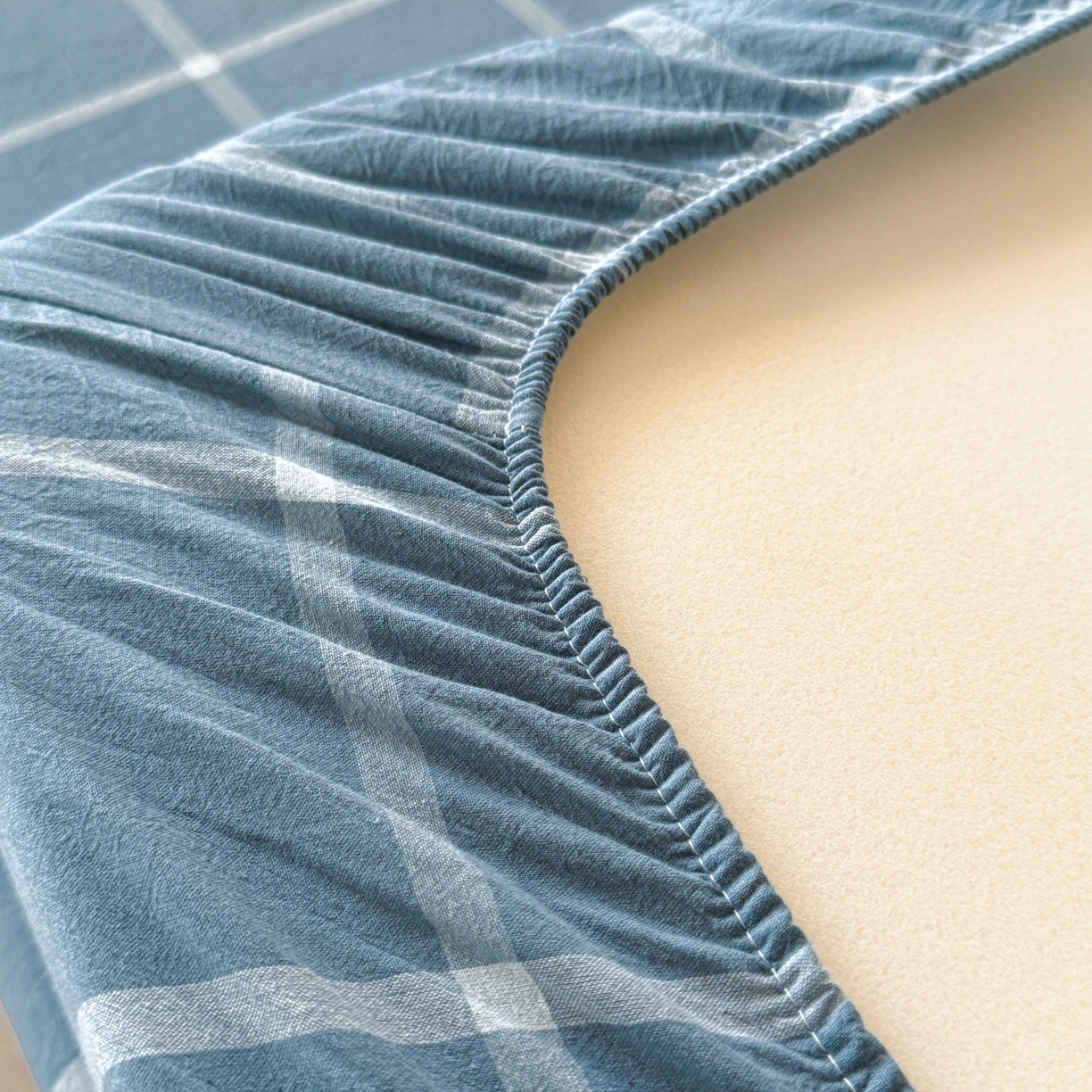 91家纺网 家纺一手货源 找家纺 盛秋家纺 2025新款A类水洗棉格子印花床笠单品床笠单件单床笠 灰大格