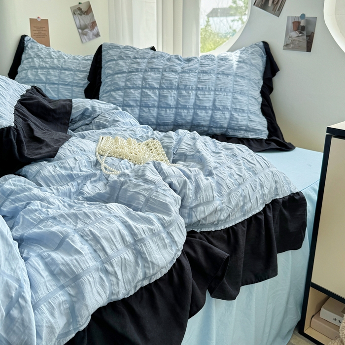 91家纺网 家纺一手货源 找家纺 优卡迪家纺馆 2025新款亲肤舒适A类法式泡泡纱花边款四件套 蓝莓仙草