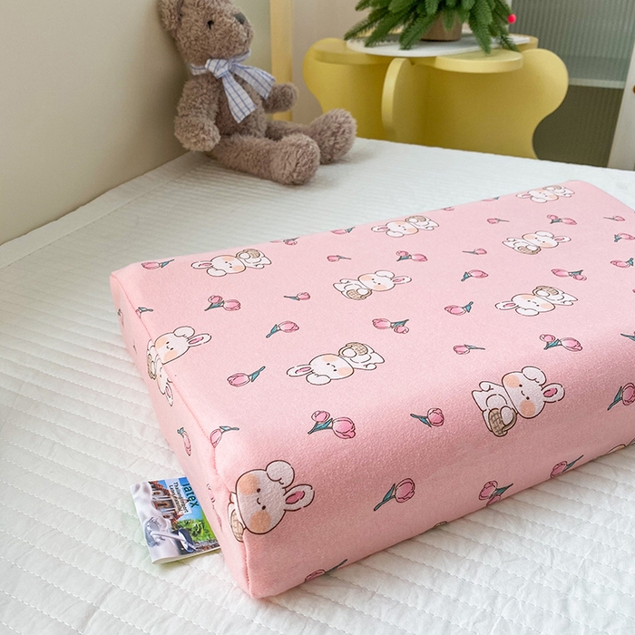 91家纺网 家纺一手货源 找家纺 美丽折家纺 2025新款A类全棉儿童乳胶枕枕头枕芯 花朵小兔 30x50cm/只（乳胶枕芯+外套+内套）