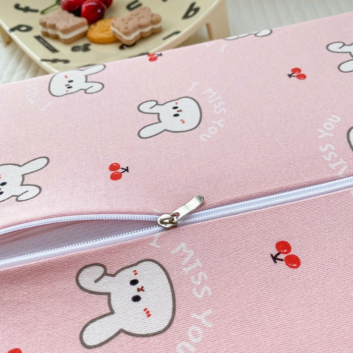 91家纺网 家纺一手货源 找家纺 美丽折家纺 2025新款A类全棉儿童乳胶枕枕头枕芯 樱桃兔粉 30x50cm/只（乳胶枕芯+外套+内套）