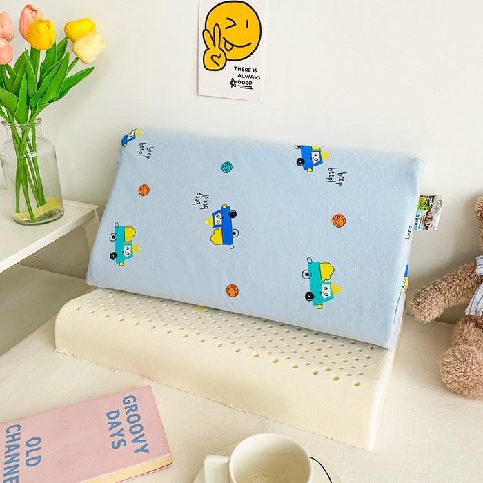 91家纺网 家纺一手货源 找家纺 美丽折家纺 2025新款A类全棉儿童乳胶枕枕头枕芯 蓝色小汽车 30x50cm/只（乳胶枕芯+外套+内套）