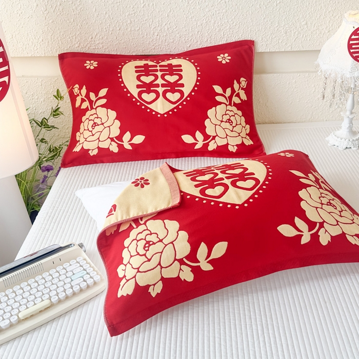 91家纺网 家纺一手货源 找家纺 （总）悦然毛巾被 2025新款悦然三层大红枕巾婚庆三层全棉纯棉纱布枕巾