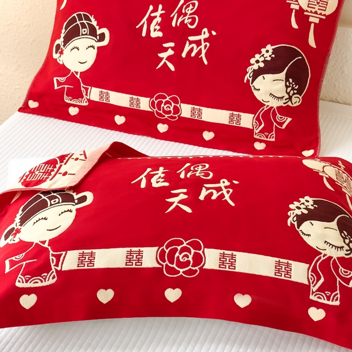 91家纺网 家纺一手货源 找家纺 悦然毛巾被 2025新款悦然三层大红枕巾婚庆三层全棉纯棉纱布枕巾 佳偶天成 52x78cm枕巾一对