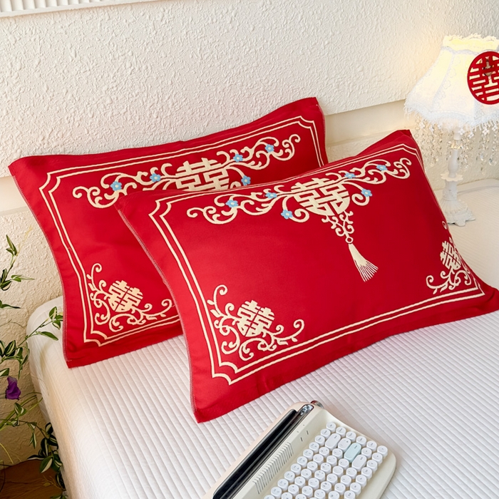 91家纺网 家纺一手货源 找家纺 悦然毛巾被 2025新款悦然三层大红枕巾婚庆三层全棉纯棉纱布枕巾 吉红如意 52x78cm枕巾一只