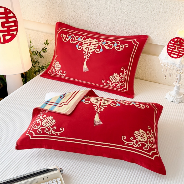 91家纺网 家纺一手货源 找家纺 悦然毛巾被 2025新款悦然三层大红枕巾婚庆三层全棉纯棉纱布枕巾 吉红如意 52x78cm枕巾一对