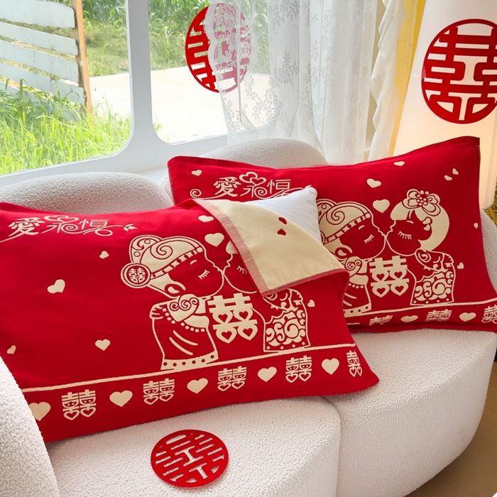 91家纺网 家纺一手货源 找家纺 悦然毛巾被 2025新款悦然三层大红枕巾婚庆三层全棉纯棉纱布枕巾 爱永恒 52x78cm枕巾一对