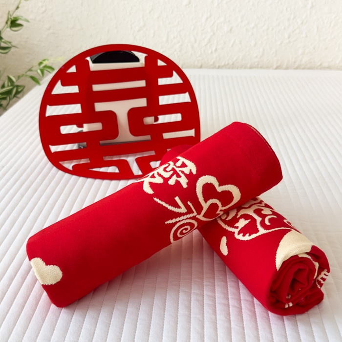 91家纺网 家纺一手货源 找家纺 悦然毛巾被 2025新款悦然三层大红枕巾婚庆三层全棉纯棉纱布枕巾 爱永恒 52x78cm枕巾一对