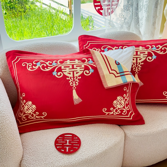 91家纺网 家纺一手货源 找家纺 悦然毛巾被 2025新款悦然三层大红枕巾婚庆三层全棉纯棉纱布枕巾 吉红如意 52x78cm枕巾一只