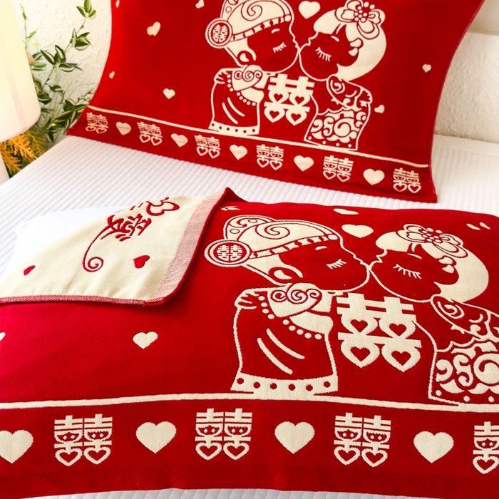 91家纺网 家纺一手货源 找家纺 悦然毛巾被 2025新款悦然三层大红枕巾婚庆三层全棉纯棉纱布枕巾 爱永恒 52x78cm枕巾一只