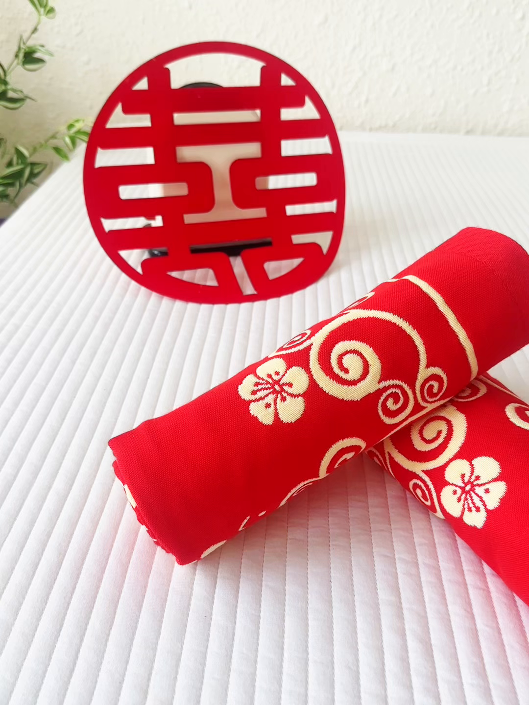 91家纺网 家纺一手货源 找家纺 （总）悦然毛巾被 2025新款悦然三层大红枕巾婚庆三层全棉纯棉纱布枕巾