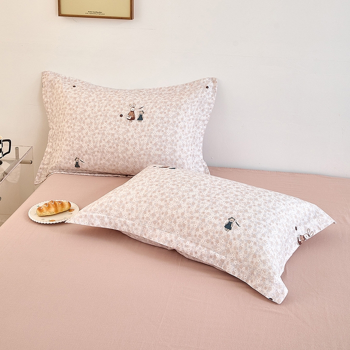 91家纺网 家纺一手货源 找家纺 2025新款全棉双层纱印花四件套（第二批）兔兔日记