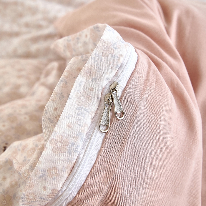 91家纺网 家纺一手货源 找家纺 2025新款全棉双层纱印花四件套（第二批）兔兔日记