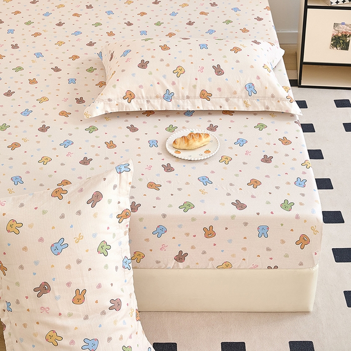 91家纺网 家纺一手货源 找家纺 锦罗绣 2025新款全棉双层纱印花系列单床笠 小兔园