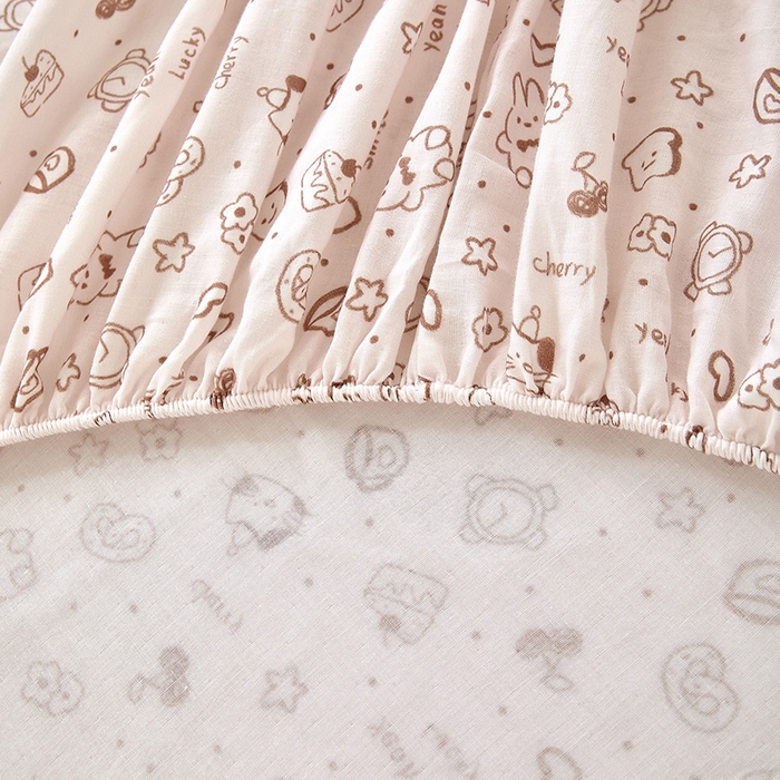 91家纺网 家纺一手货源 找家纺 锦罗绣 2025新款全棉双层纱印花系列单床笠 咖啡兔