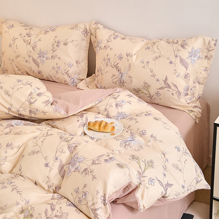 91家纺网 家纺一手货源 找家纺 2025新款全棉双层纱印花四件套（第二批）清新碎花