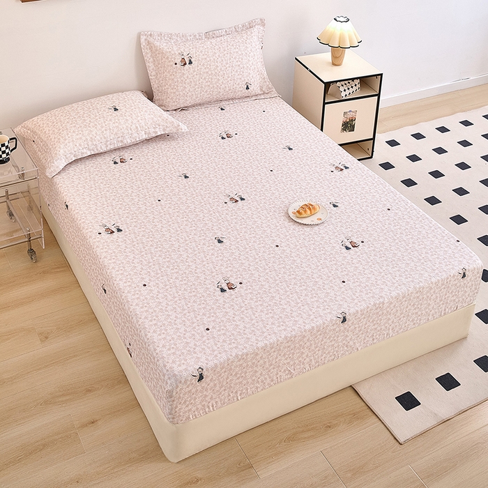 91家纺网 家纺一手货源 找家纺 锦罗绣 2025新款全棉双层纱印花系列单床笠 兔兔日记