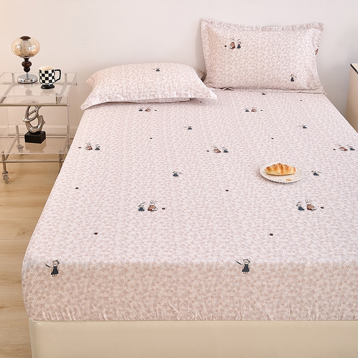 91家纺网 家纺一手货源 找家纺 锦罗绣 2025新款全棉双层纱印花系列单床笠 兔兔日记