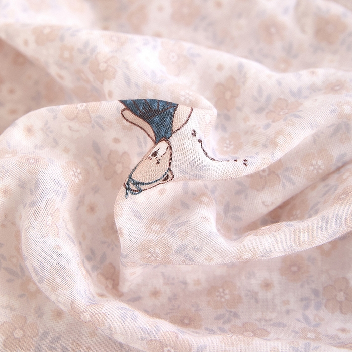 91家纺网 家纺一手货源 找家纺 锦罗绣 2025新款全棉双层纱印花系列单床笠 兔兔日记