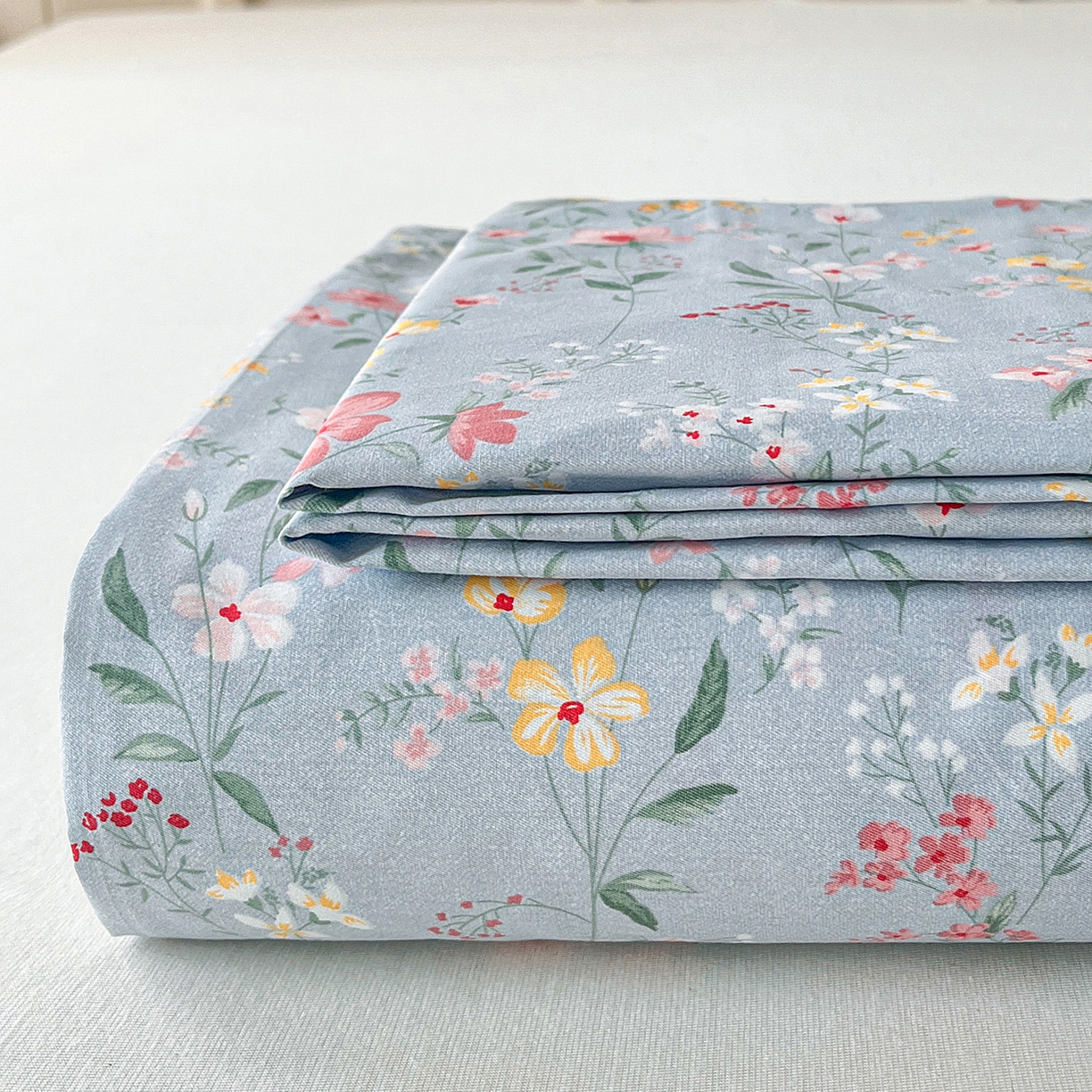 91家纺网 家纺一手货源 找家纺 金盛纺 2025新款13372全棉印花单品床单 芬芳满园