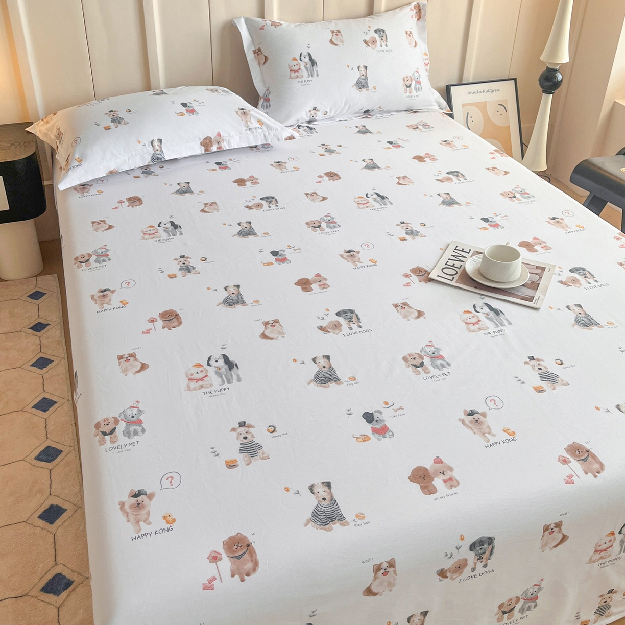 91家纺网 家纺一手货源 找家纺 金盛纺 2025新款13372全棉印花单品床单 欢乐家族