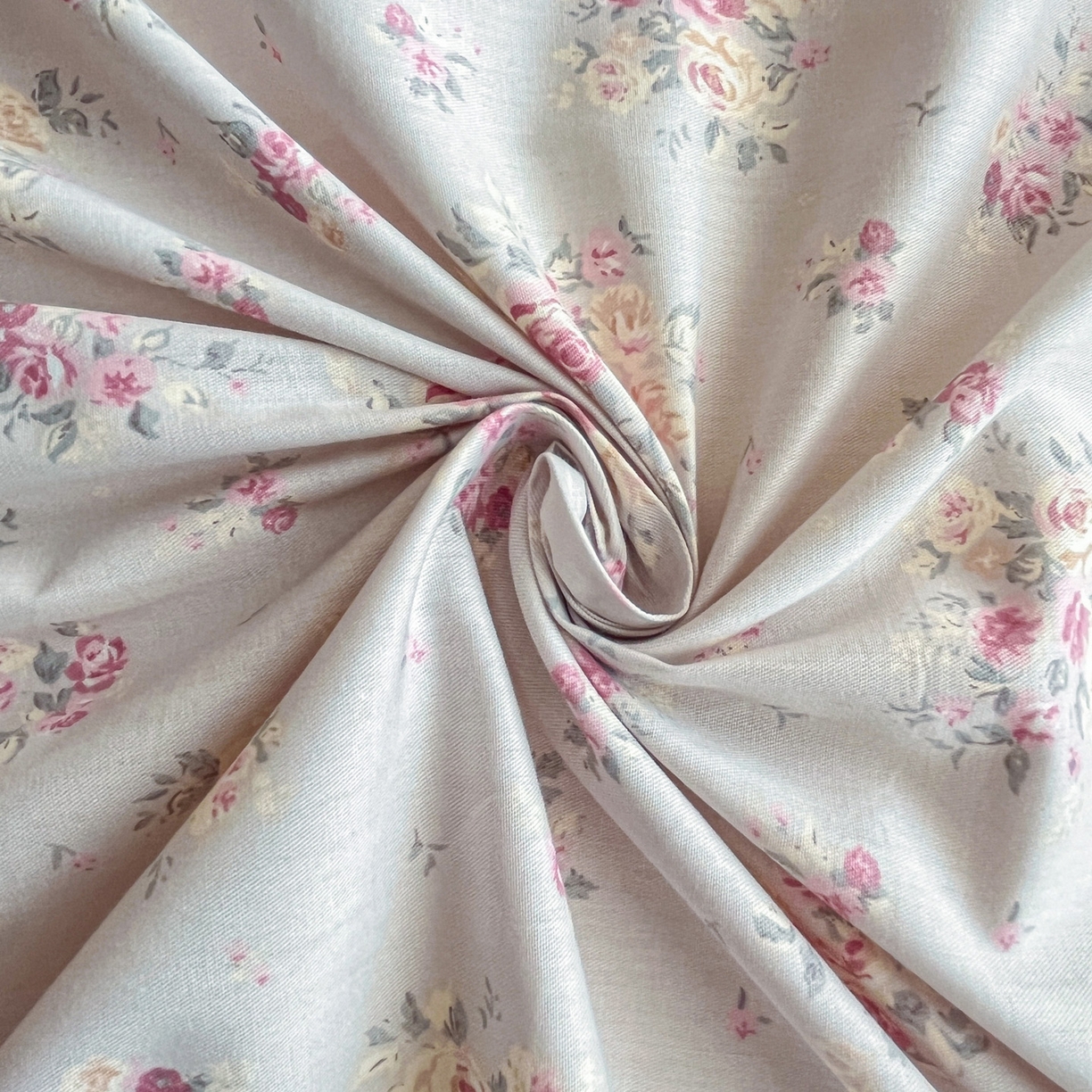 91家纺网 家纺一手货源 找家纺 金盛纺 2025新款13372全棉印花单品床单 浅浅花恋