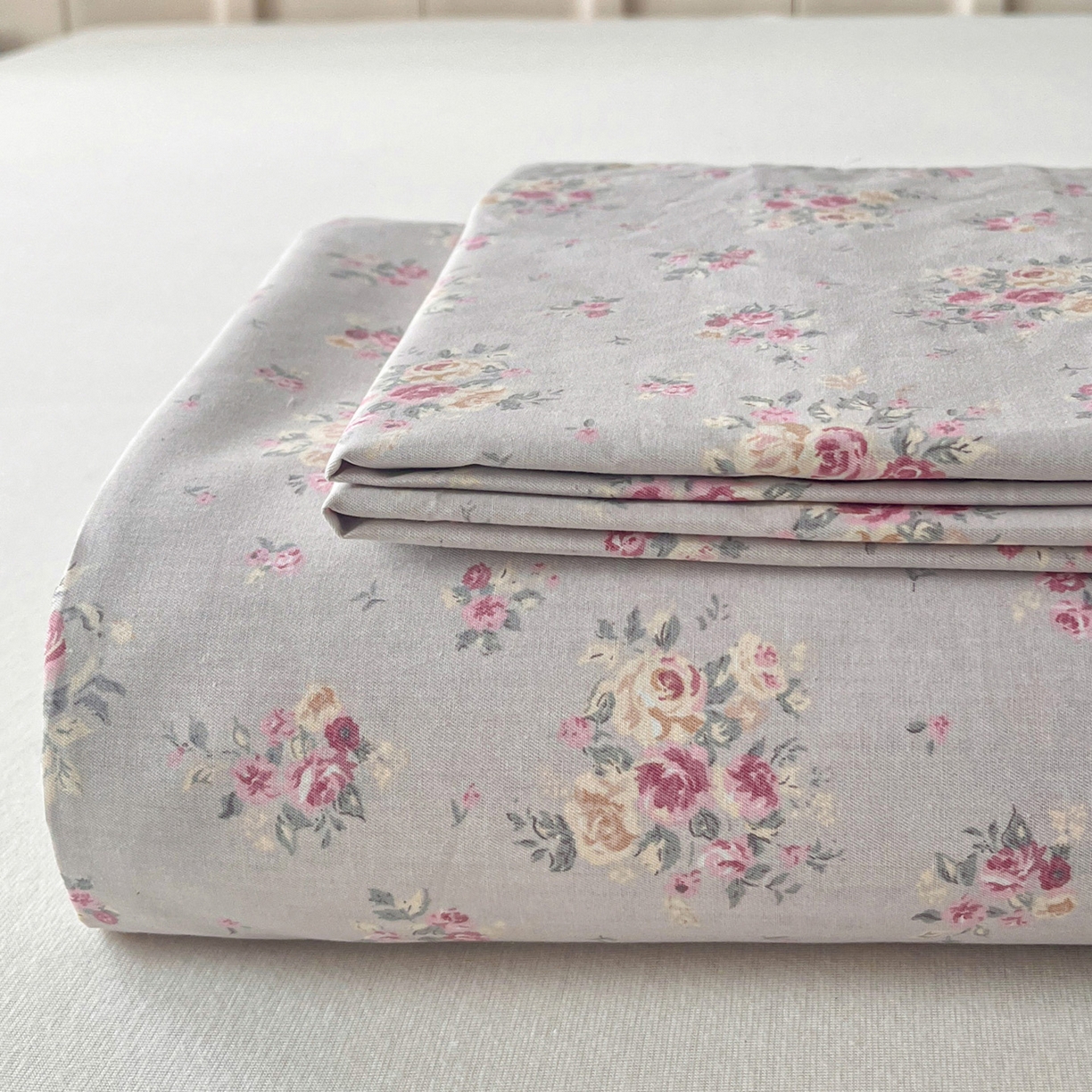 91家纺网 家纺一手货源 找家纺 金盛纺 2025新款13372全棉印花单品床单 浅浅花恋