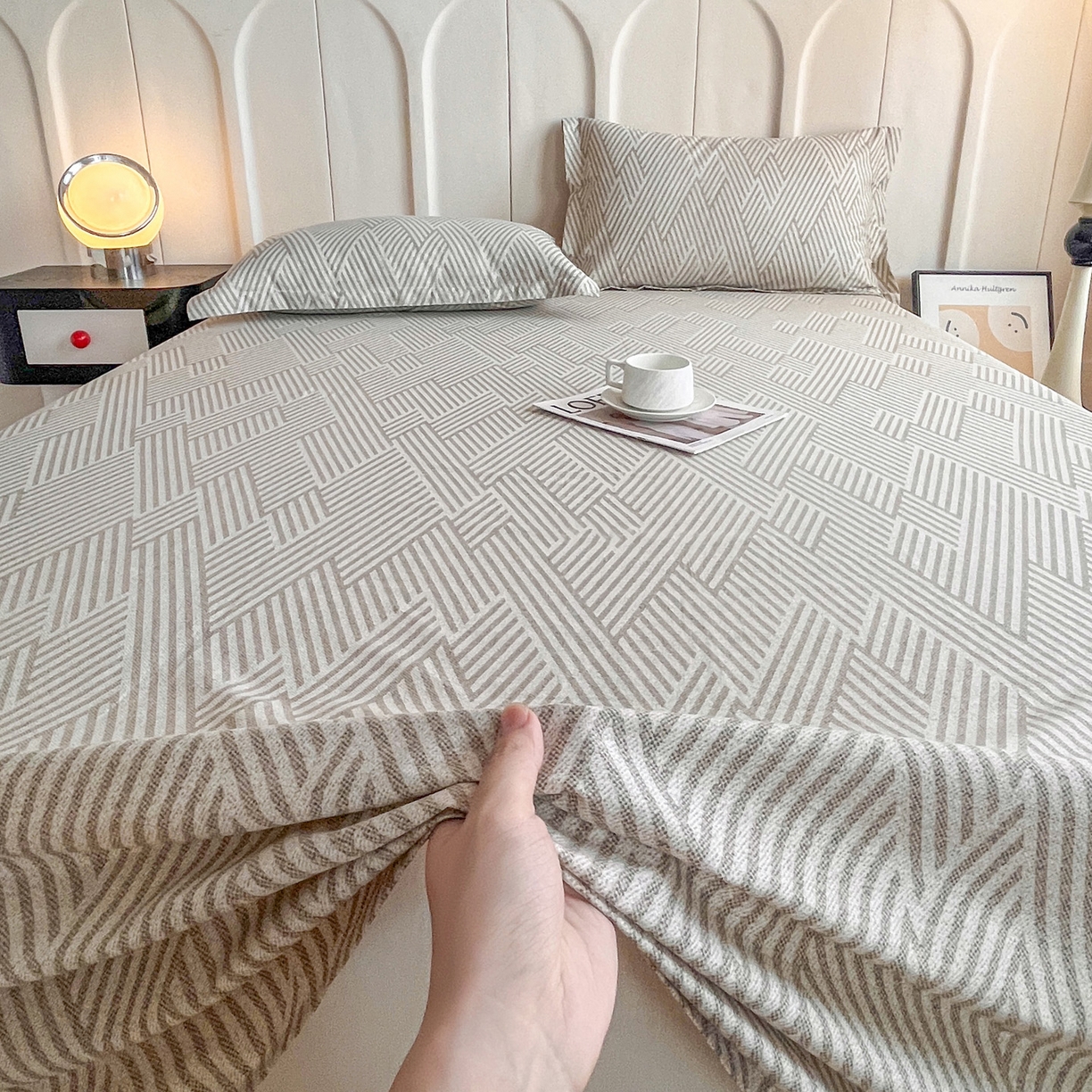 91家纺网 家纺一手货源 找家纺 金盛纺 2025新款13372全棉印花单品床单 线韵时尚