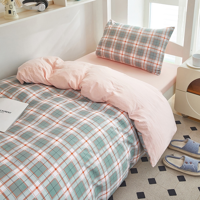 91家纺网 家纺一手货源 找家纺 恒科家纺 2025新款亲肤舒适小清新水洗棉四件套学生六件套-学生款宿舍六件套 格韵粉