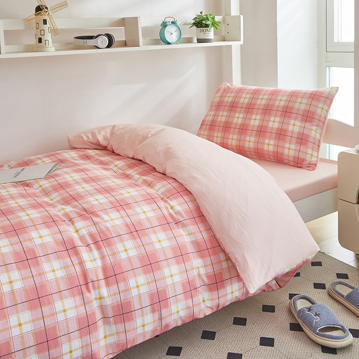 91家纺网 家纺一手货源 找家纺 恒科家纺 2025新款亲肤舒适小清新水洗棉四件套学生六件套-学生款宿舍六件套 莫妮粉