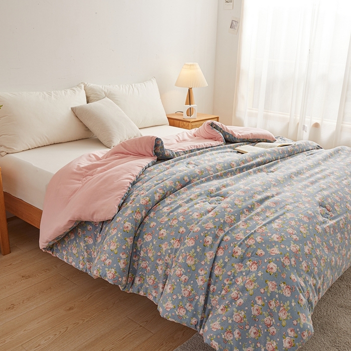 91家纺网 家纺一手货源 找家纺 爱屋及屋 2025新款小清新棉花被春秋被夏被被子被芯 玫瑰花园