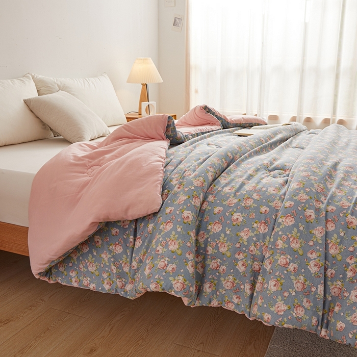 91家纺网 家纺一手货源 找家纺 爱屋及屋 2025新款小清新棉花被春秋被夏被被子被芯 玫瑰花园