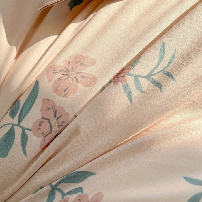 91家纺网 家纺一手货源 找家纺 爱彼家纺 2025新款加厚法式印花四件套 法式花意恋