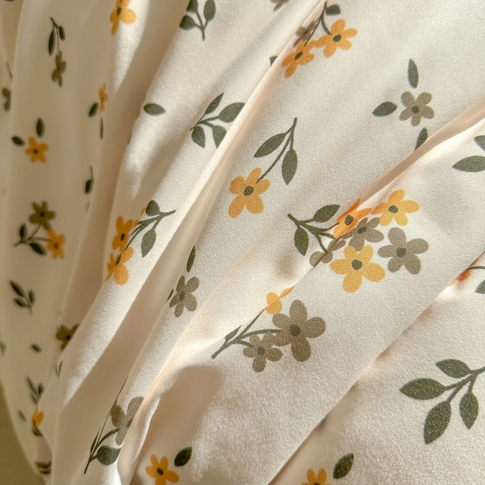 91家纺网 家纺一手货源 找家纺 爱彼家纺 2025新款加厚法式印花四件套 法式花海