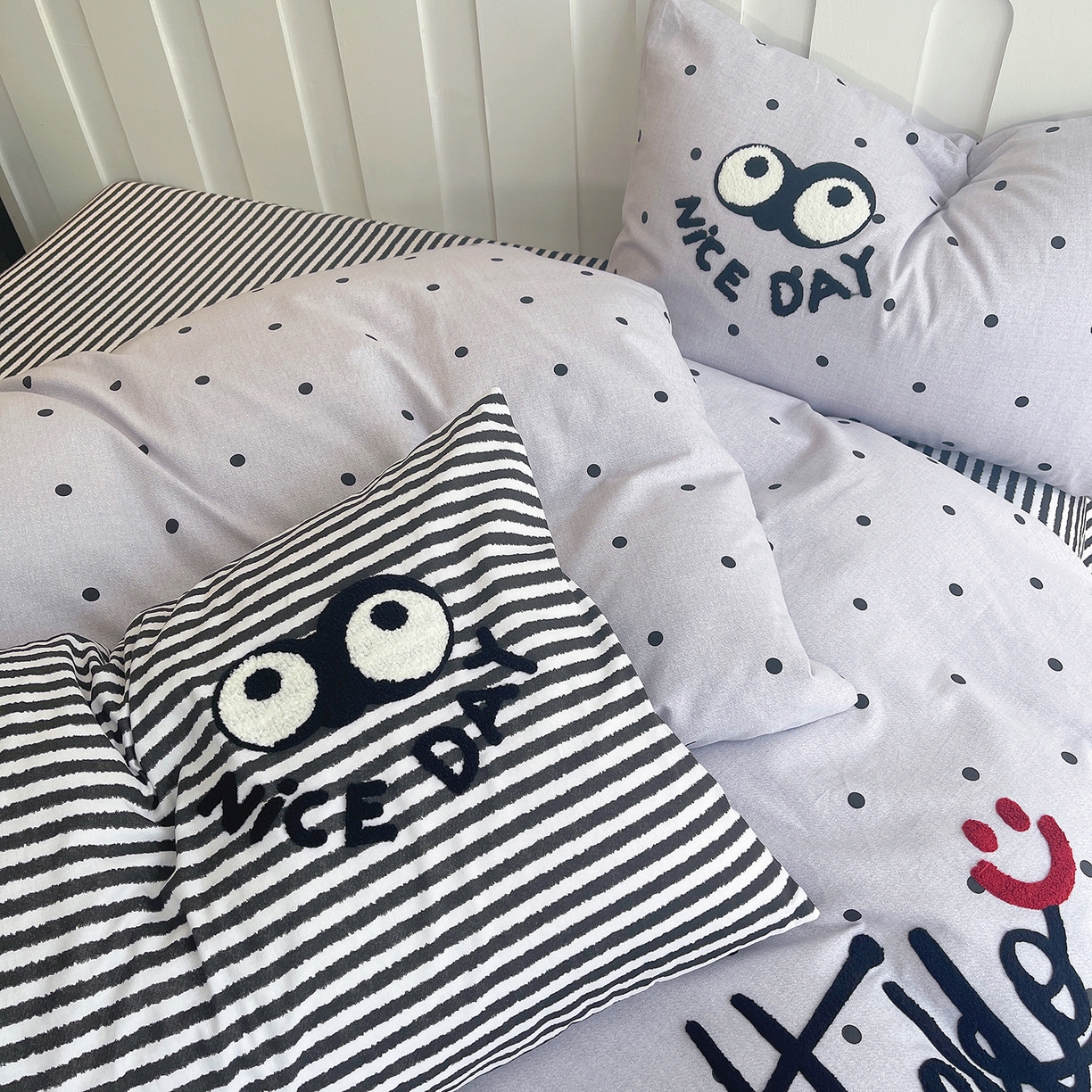 91家纺网 家纺一手货源 找家纺 （总）炫拼家纺 2025新款全棉磨毛ins风毛巾绣纯棉四件套-hello系列