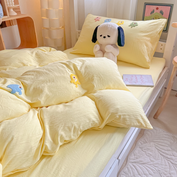 91家纺网 家纺一手货源 找家纺 爱彼家纺 2025新款超柔水洗棉怪兽毛巾绣学生宿舍三件套上下铺三件套 怪兽-奶黄